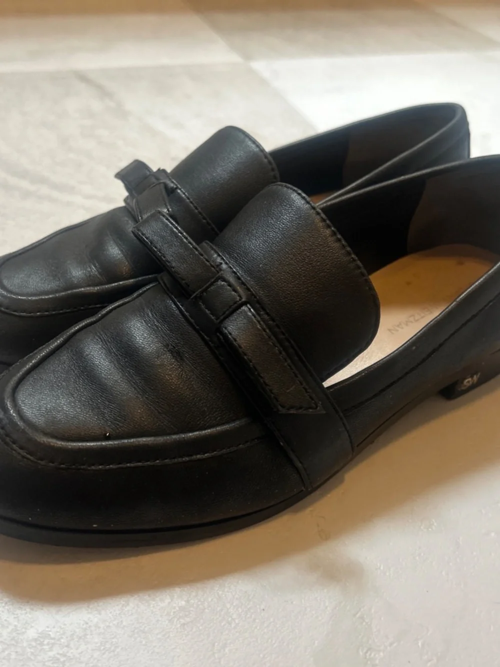 Stuart Weitzman good minor